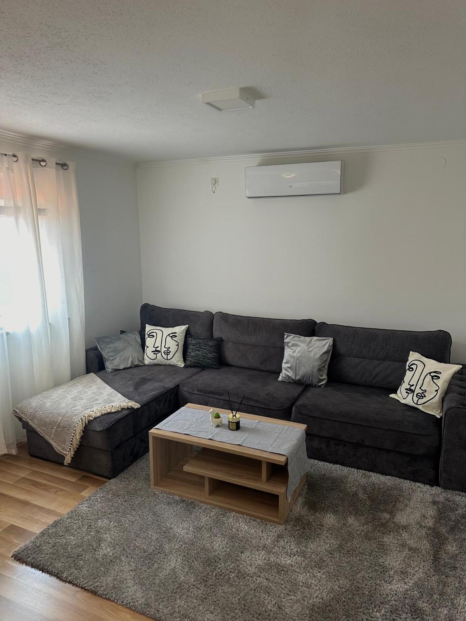 Apartman Emil Ljubuški Zewnętrze zdjęcie